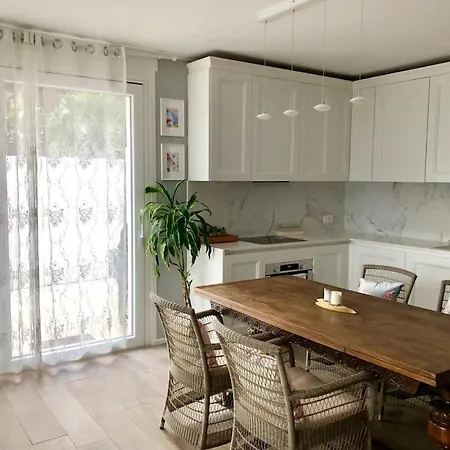 Single Family House With View In Carona * Лугано